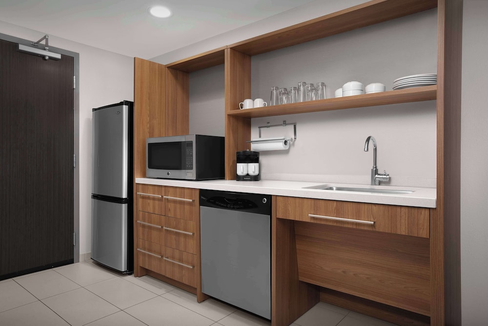 Home2 Suites by Hilton Phoenix Chandler - photo 14
