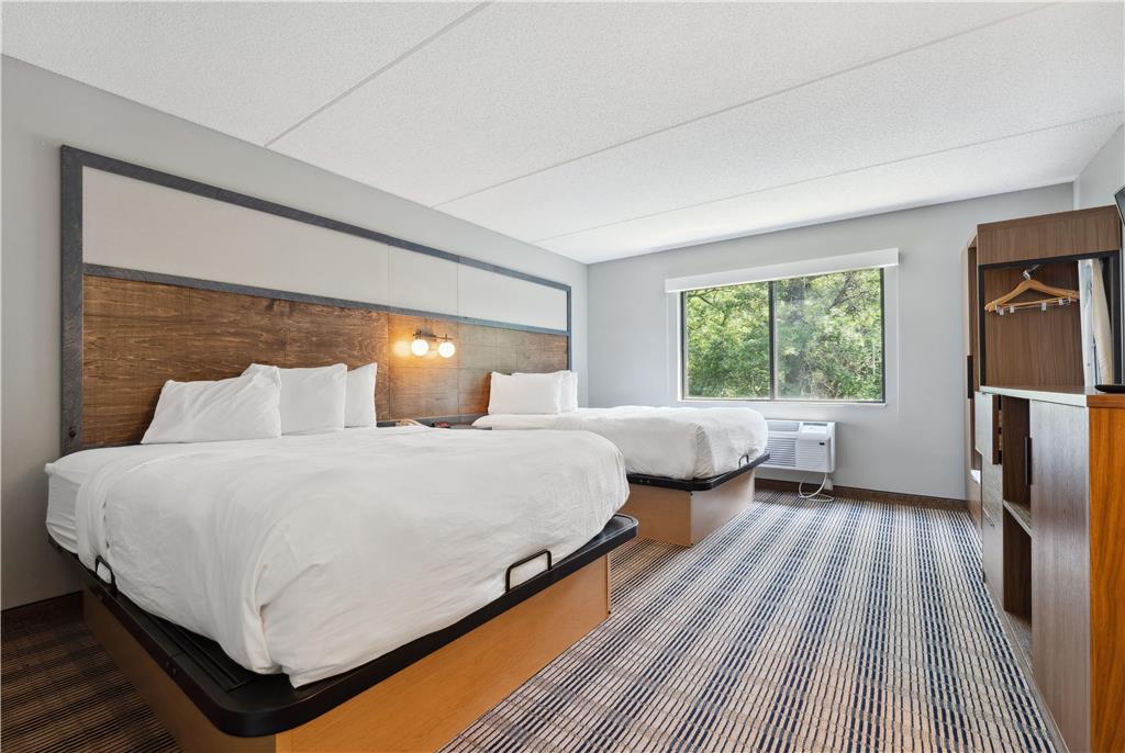 AmericInn by Wyndham Wisconsin Dells - photo 19