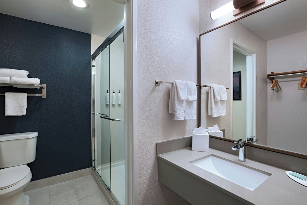Fairfield Inn & Suites by Marriott Austin University Area - photo 23