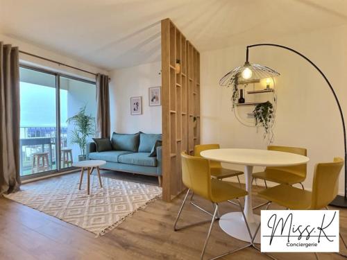 ”Douceur” de Miss.K Conciergerie in Macon, France