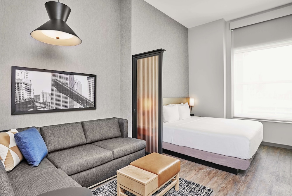 Hyatt Place Chicago Medical University District - photo 14