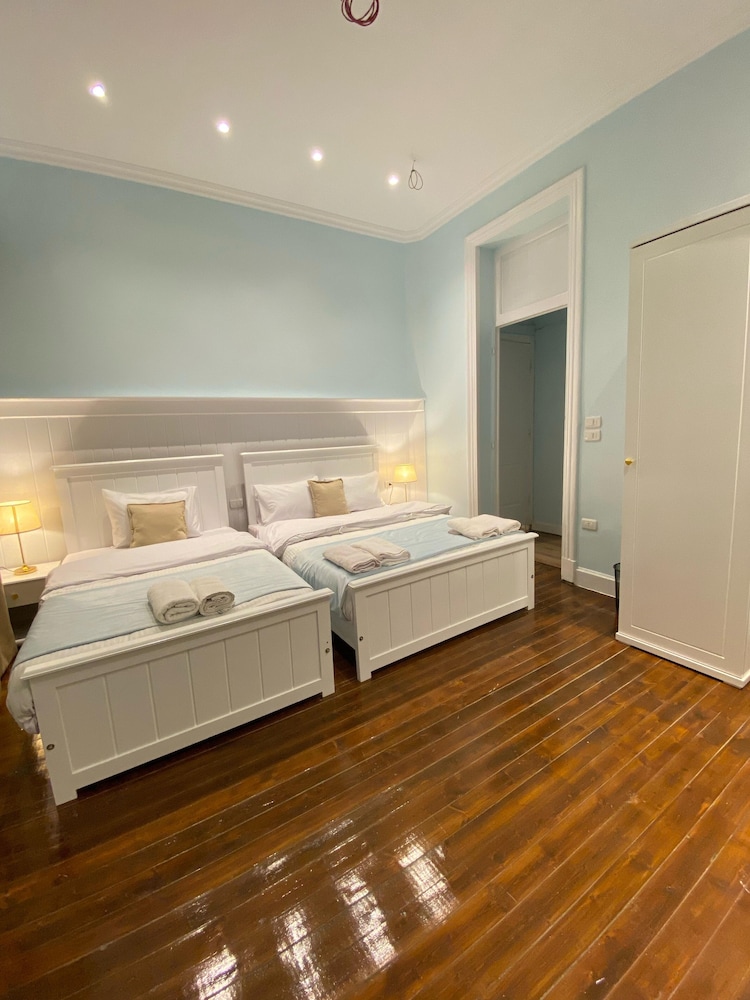 Lyly Hotel Hostel
