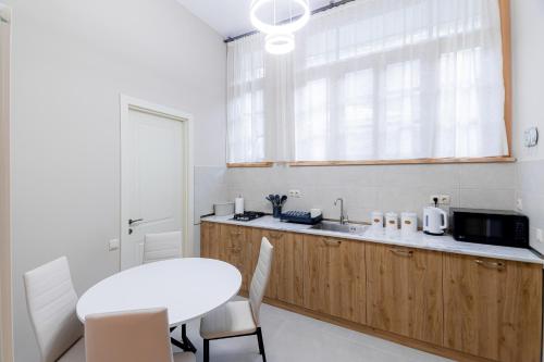 Apartment in Old City Center