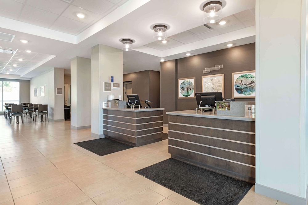 Best Western Plus Grand Rapids MN - photo 3