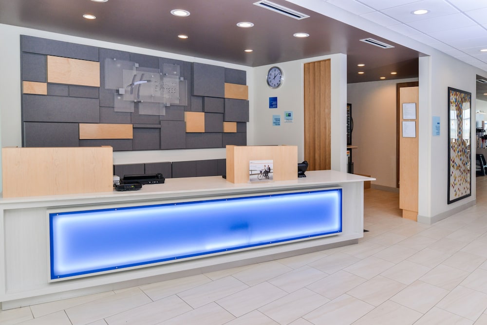 Holiday Inn Express & Suites Ogallala by IHG - photo 50