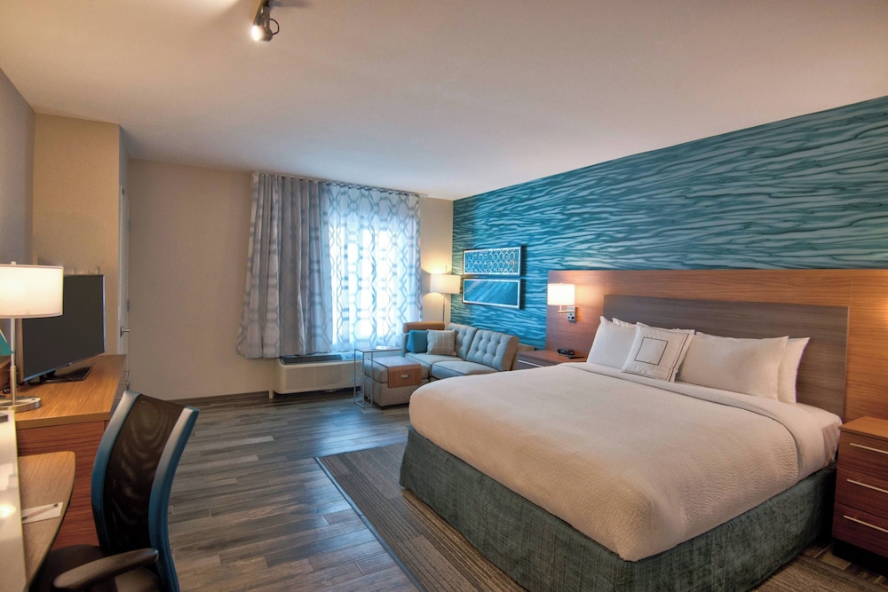TownePlace Suites by Marriott Miami Airport - photo 16