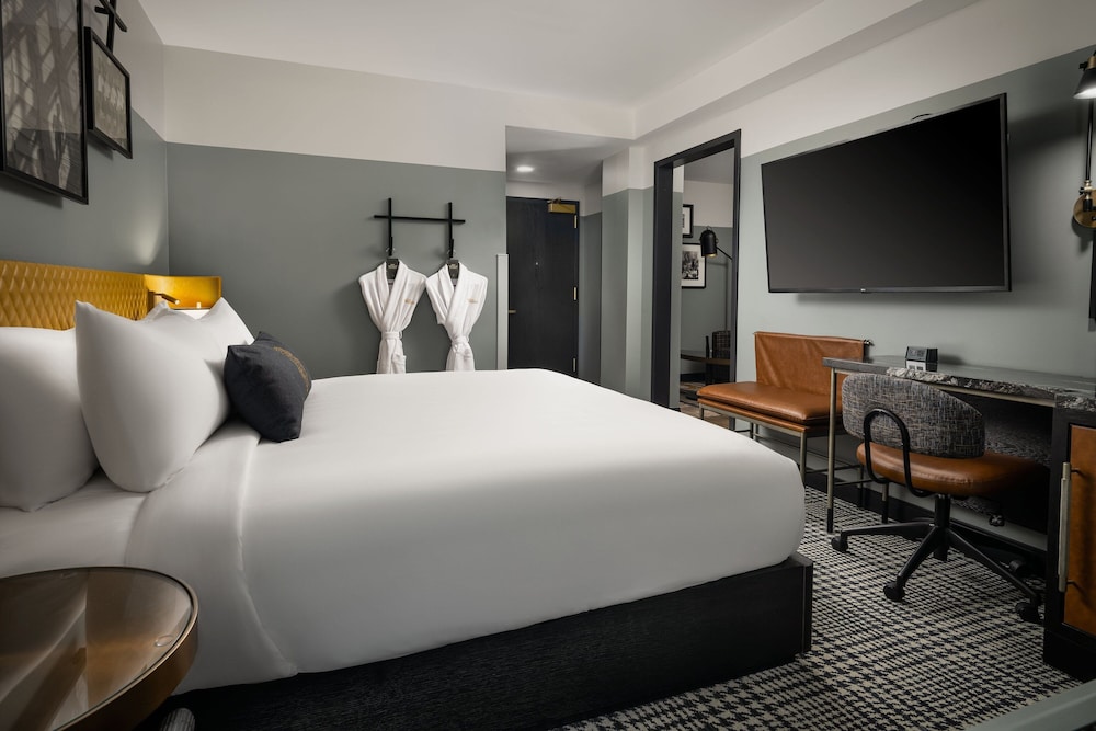 The Union Club Hotel at Purdue University Autograph Collection - photo 21