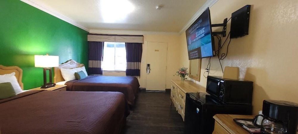 Lakeview Inn Lucerne - photo 21