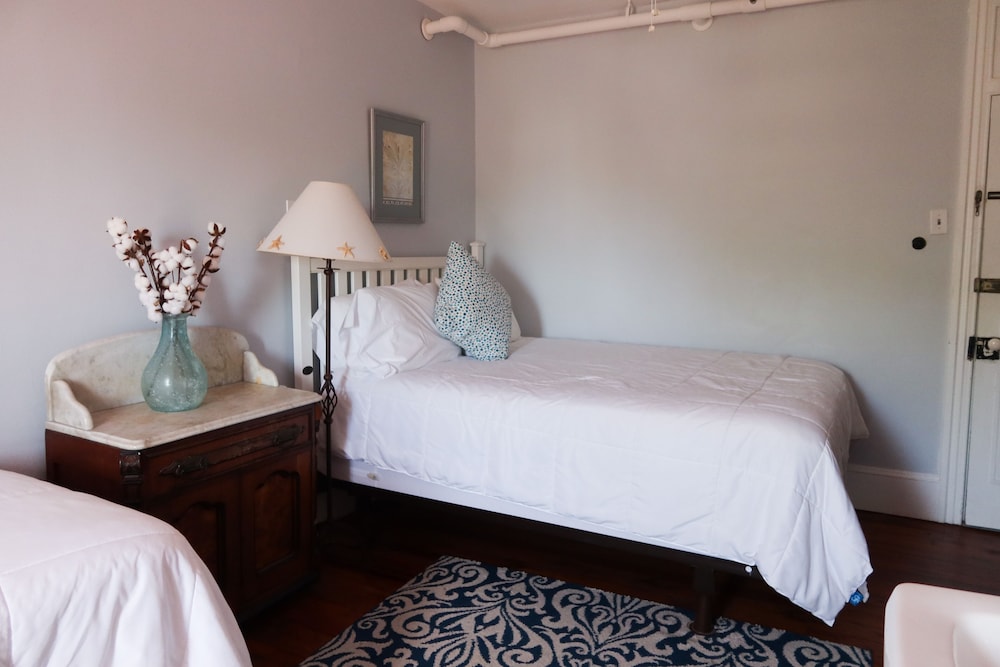 Chalfonte Hotel - photo 18