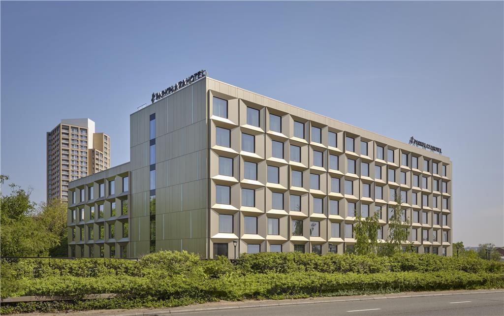 Park Plaza London Park Royal — 4-Star Luxury Hotel in London, United Kingdom