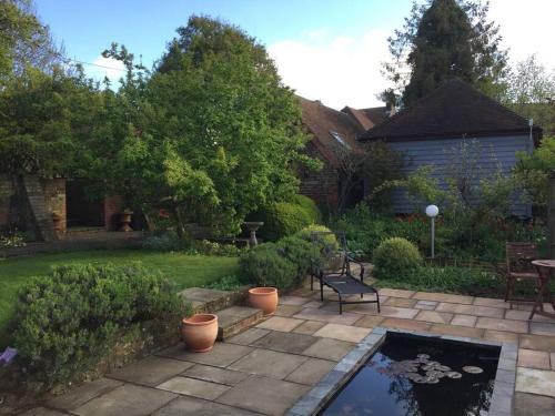 The Granary at Palm Tree House in S.E. Kent — Lyminge — photo 5