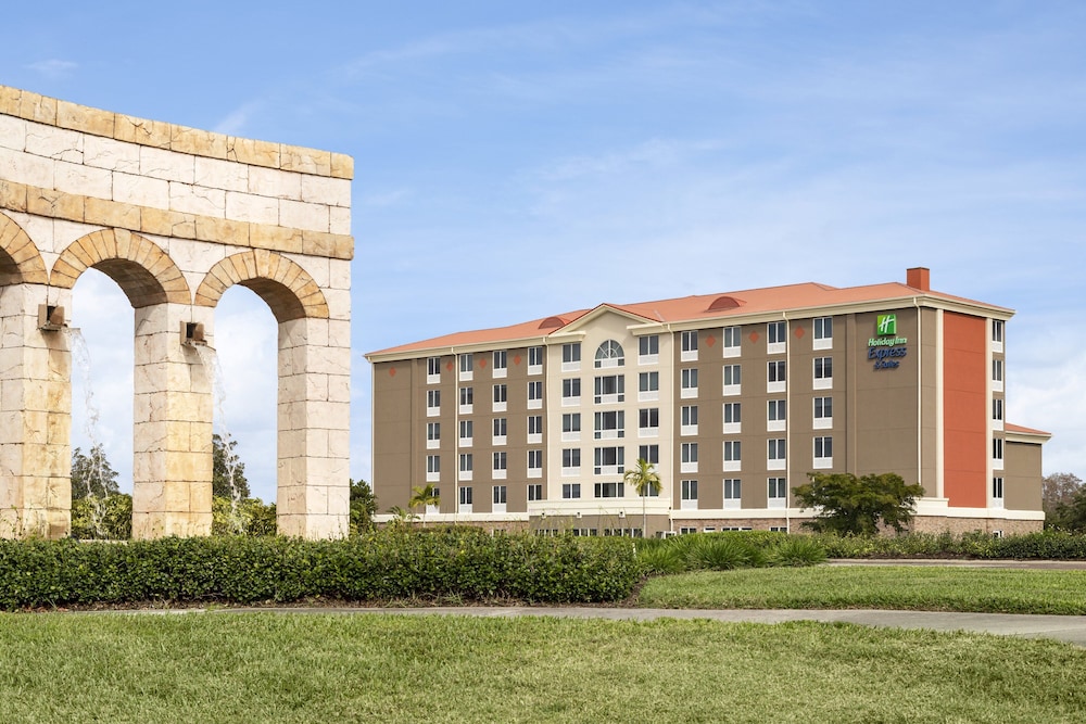 Holiday Inn Express Hotel & Suites Fort Myers East The Forum by IHG - photo 37