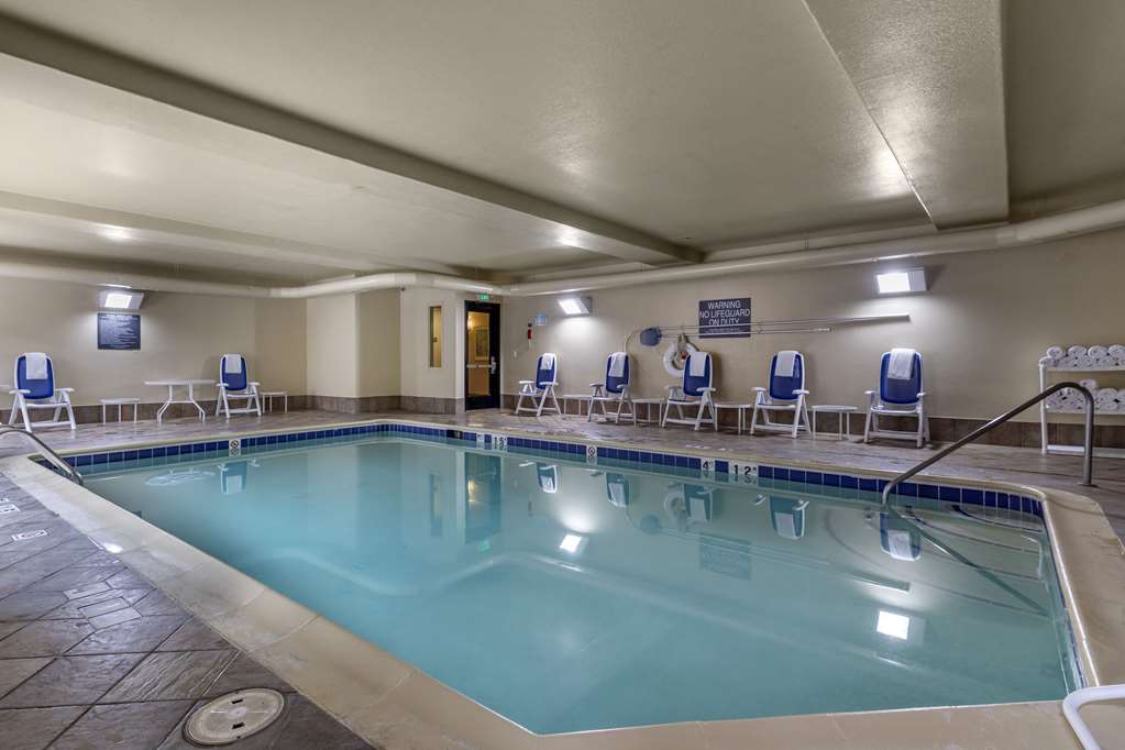 Comfort Suites Golden West on Evergreen Parkway - photo 25