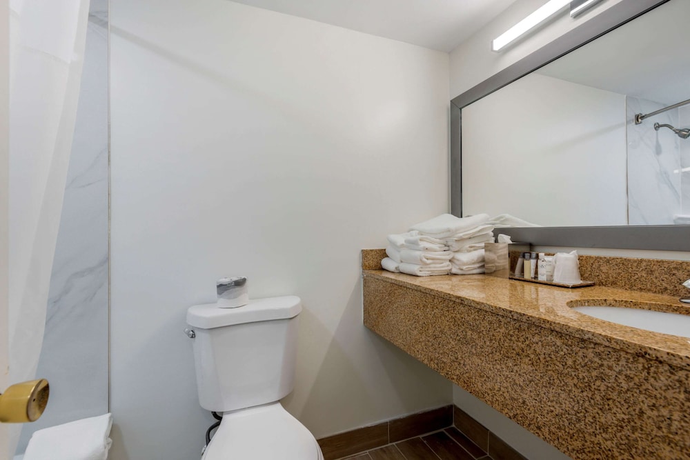 Port Inn Bar Harbor Ascend Hotel Collection - photo 35