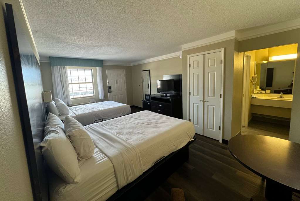 Travelodge by Wyndham Tuscaloosa - photo 13