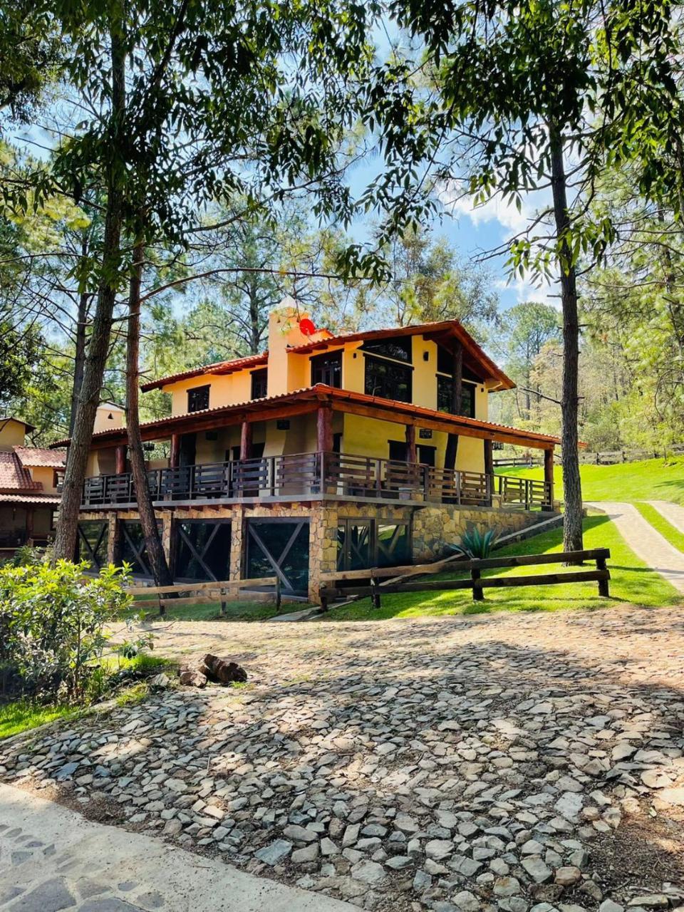 Cabaña La Esperanza in Mazamitla, Mexico