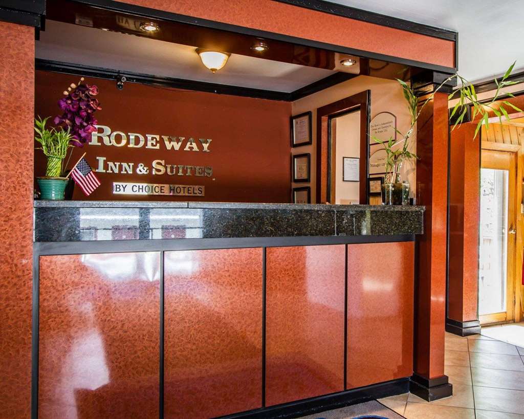 Rodeway Inn & Suites Brunswick near Hwy 1 - photo 6