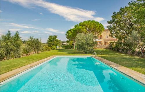 Cozy Apartment In Ponte Alla Chiassa Ar — 4-Star Luxury Hotel in Arezzo, Italy