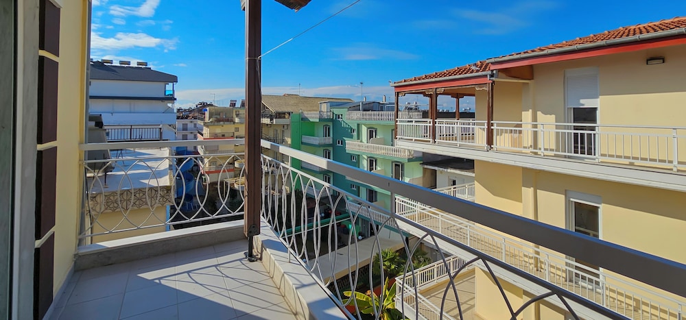 Chariclia Hotel — Katerini — photo 2
