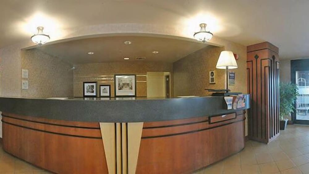 Hampton Inn Columbus Taylorsville Edinburgh - photo 2