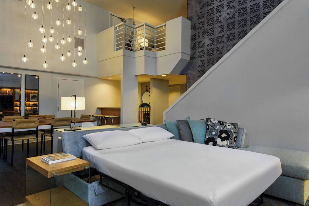 Renaissance Palm Springs Hotel - photo 21