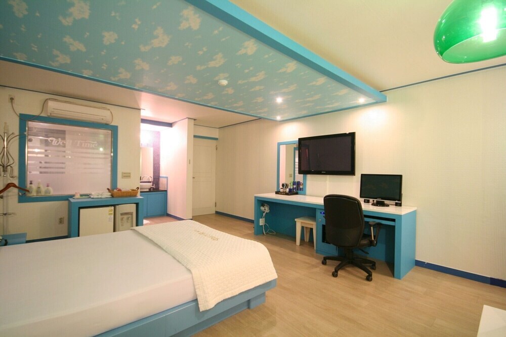 Gumi Okgye Well Time in Gumi, South Korea