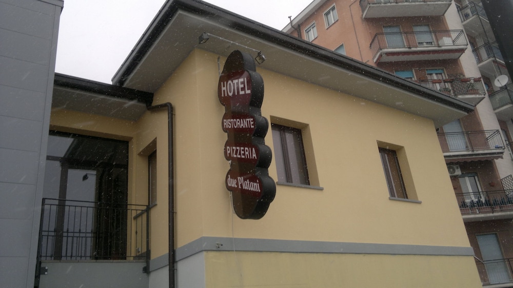 Due Platani - last minute hotel in Airuno