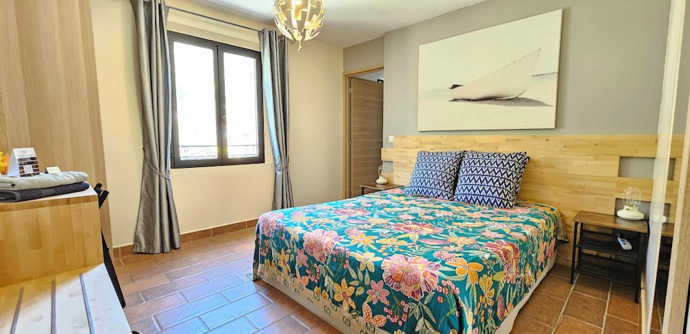 Villa Tropez — Le Luc — photo 4