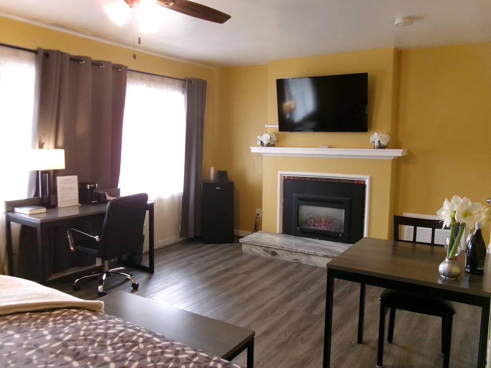 Carmel Wayfarer Inn - photo 15