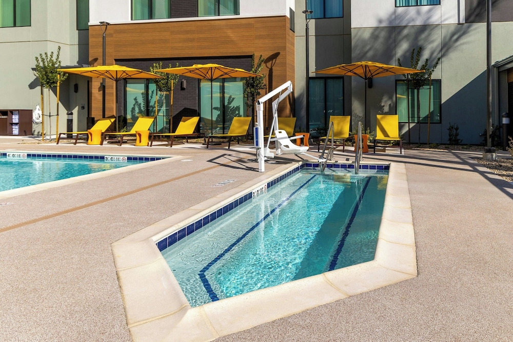 Residence Inn Anaheim Brea - photo 39