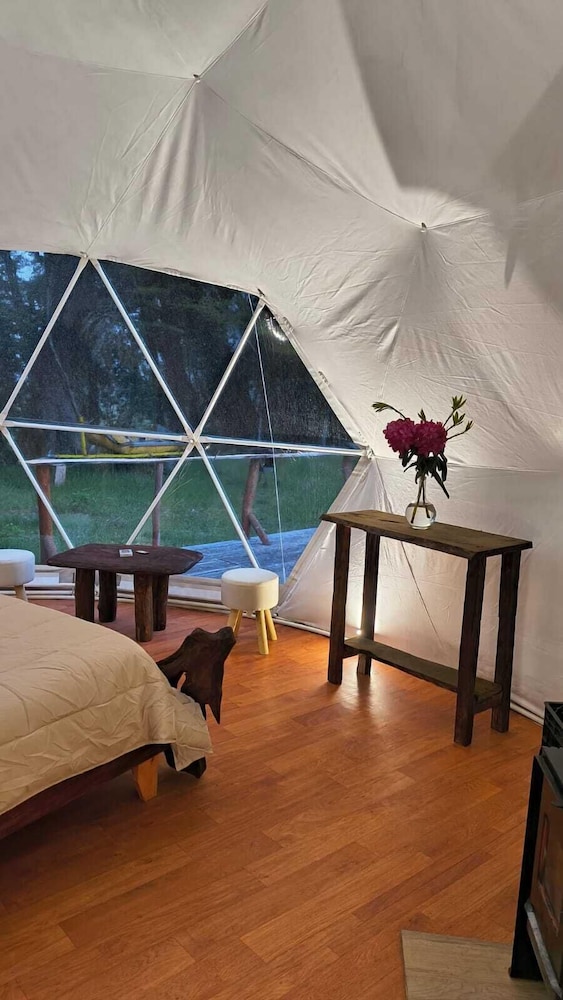 Domo Valle El Encanto Peulla in Puerto Varas, Chile