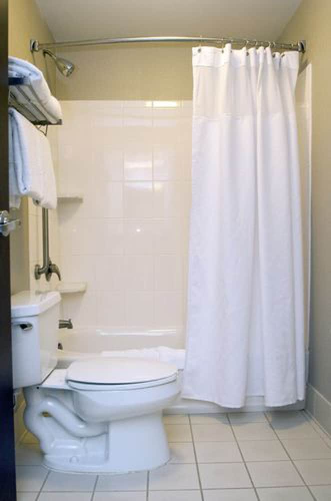 Springhill Suites by Marriott Louisville Airport - photo 24