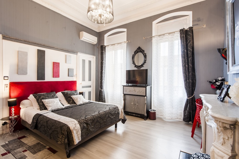 Hôtel De Charme Le Provence — hotel in Salon-De-Provence