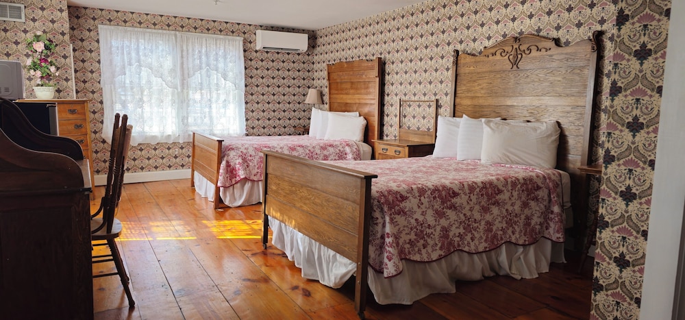Old Orchard Beach Inn - photo 90