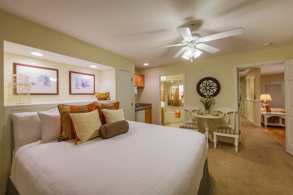 Holiday Inn Club Vacations Holiday Hills Resort Branson by IHG - photo 5