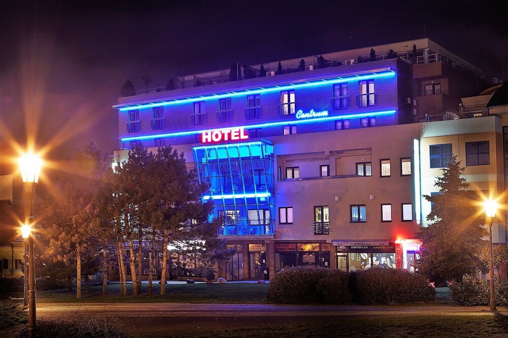 Hotel Centrum - carbon neutral hotel in Nitra