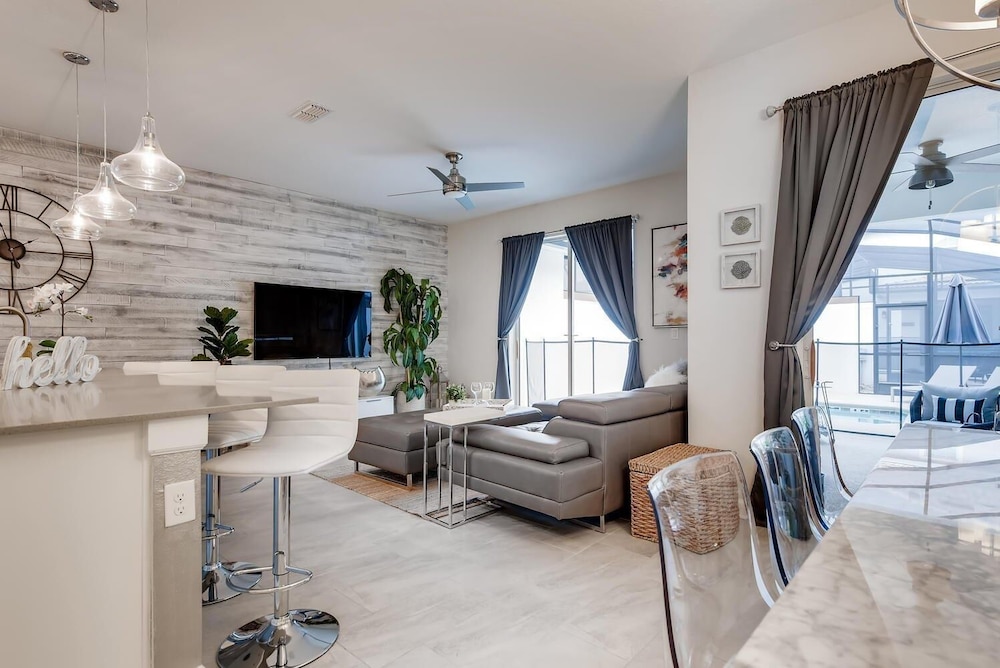 4802 LL Dream Getaway Luxury Townhome w Pool - photo 18