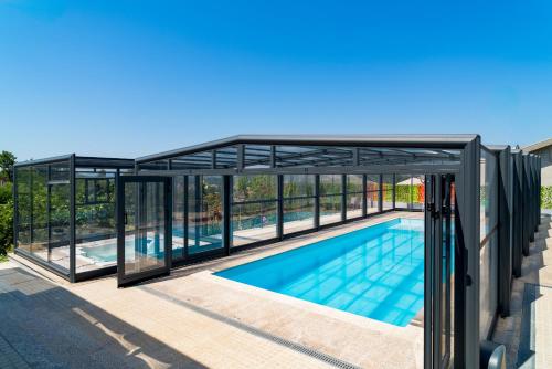 Porto Vivenda em Lever casa inteira — 4-Star Luxury Hotel in Vila Nova De Gaia, Portugal