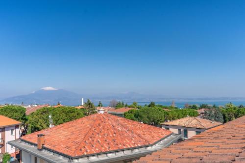 Vista Lago 180 Vicino Terme di Sirmione — 4-Star Luxury Hotel in Sirmione, Italy