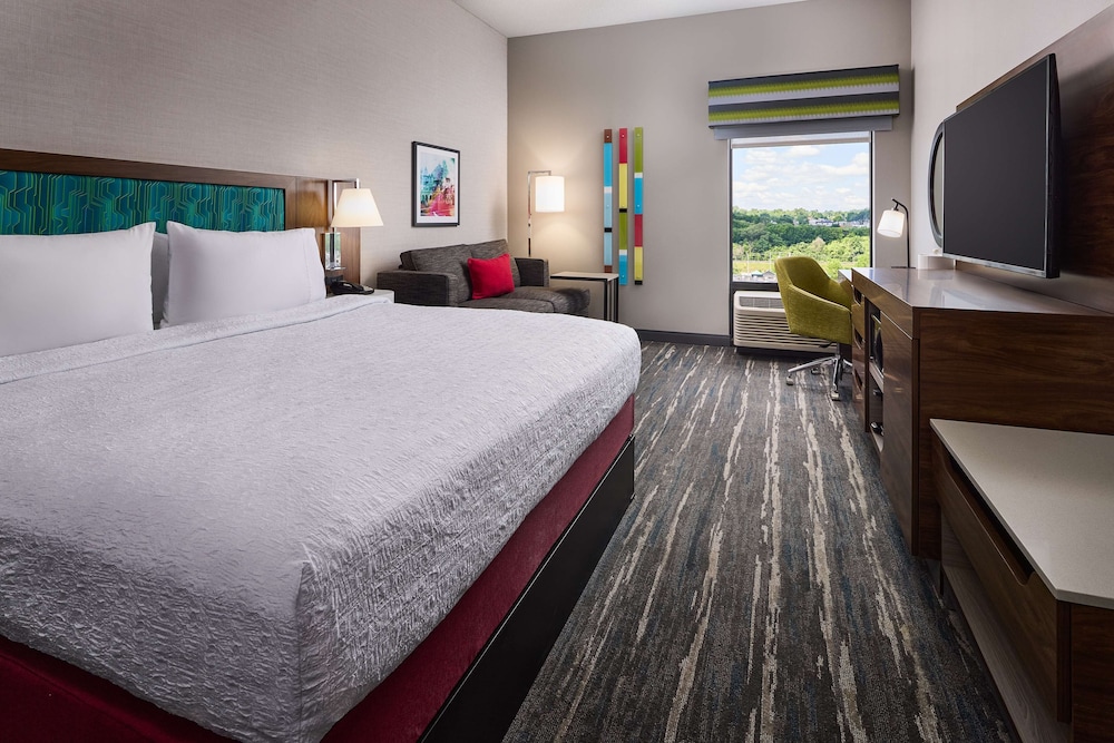Hampton Inn Massillon - photo 11
