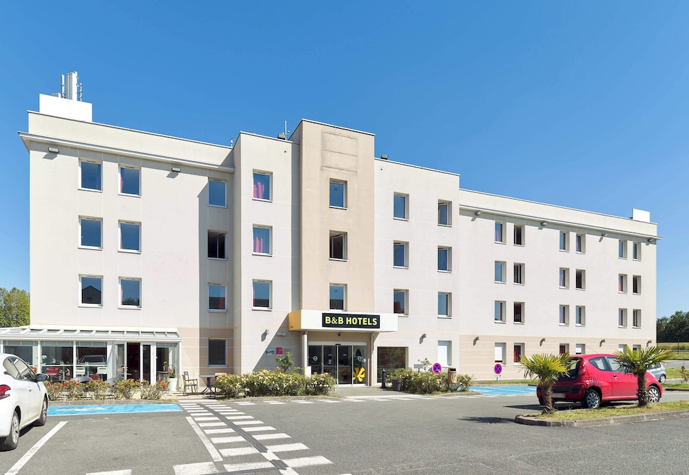 B&B Hotel Saint Witz Roissy — hotel in Saint-Witz