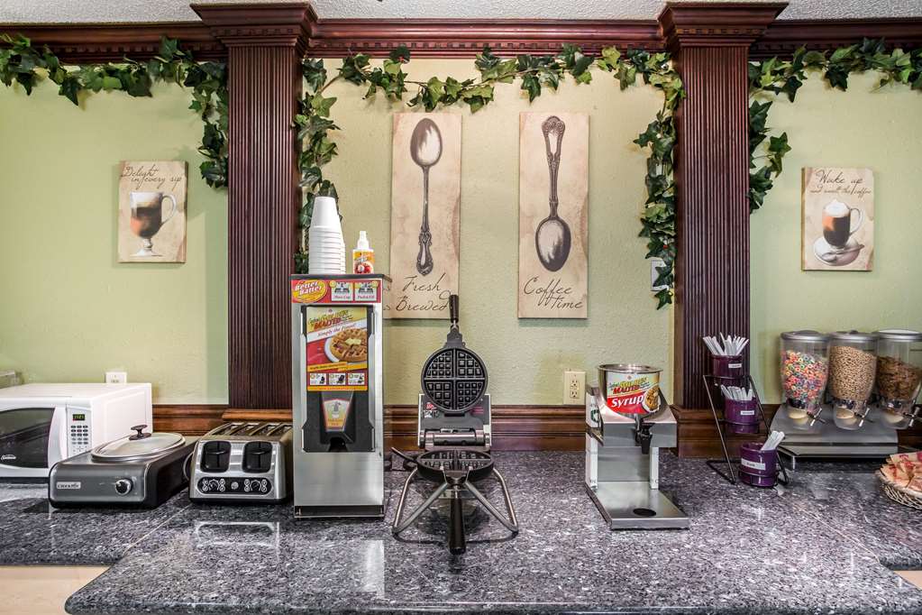 Rodeway Inn & Suites Smyrna Nashville Area - photo 32