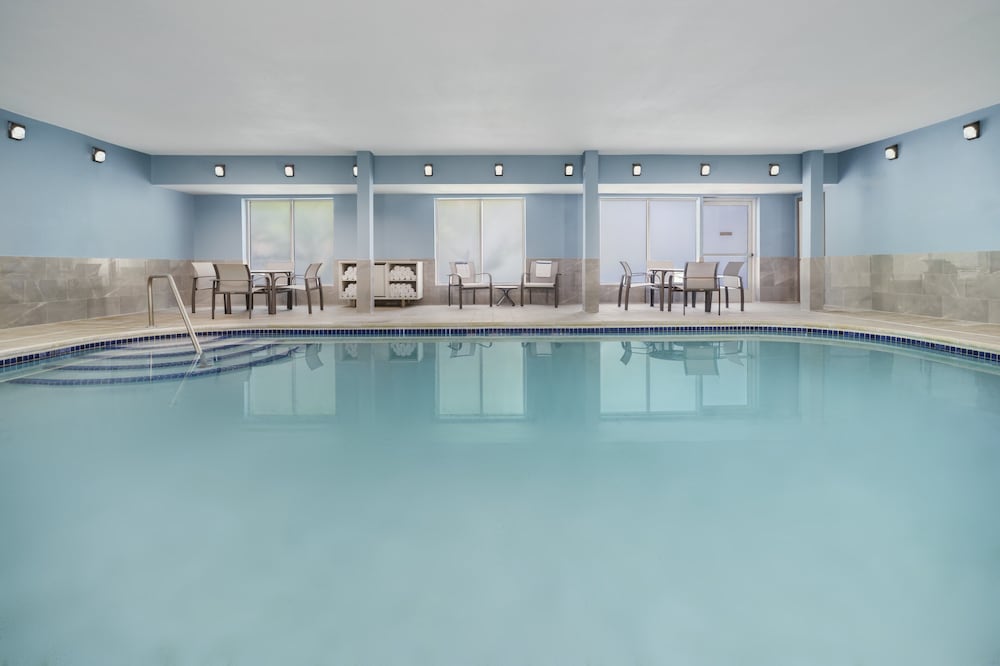 Holiday Inn Express Rochester NE Irondequoit by IHG - photo 37