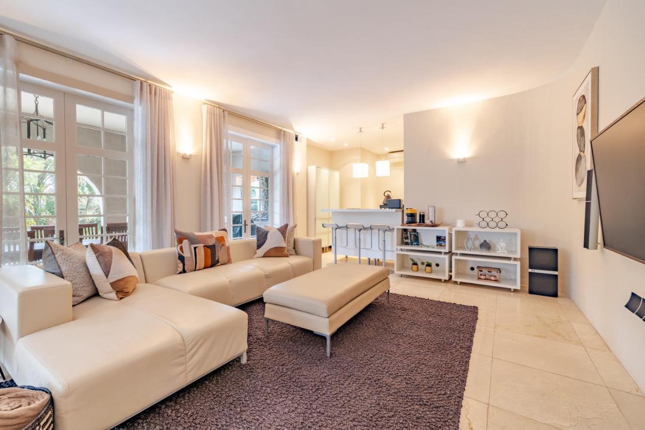 7 Dora Terrace Apartments — 4-Star Luxury Hotel in Durban, South Africa