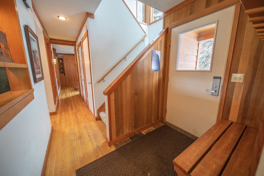 Tennis Townhomes 1326 - photo 31