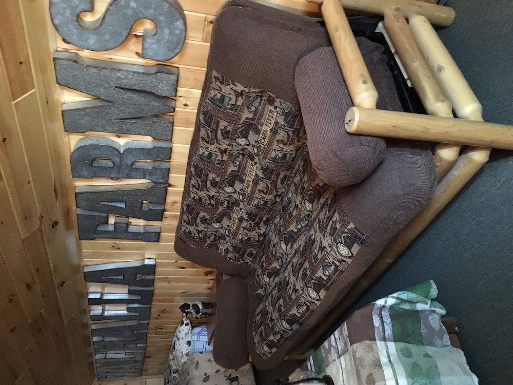 Valhalla Hillside Inn - photo 29