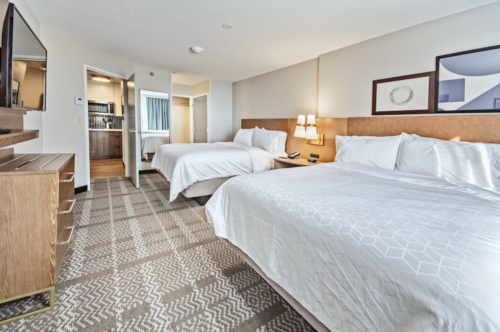Staybridge Suites Cedar Rapids North by IHG - photo 18