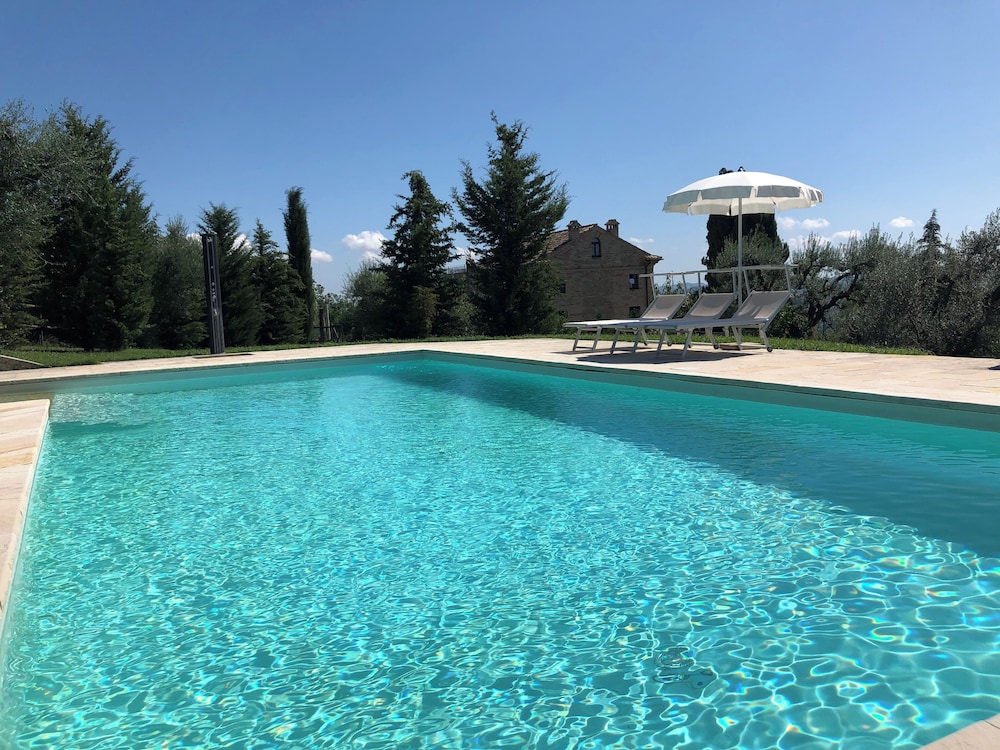 I Sassi Di San Giuseppe — hotel in Montegiorgio