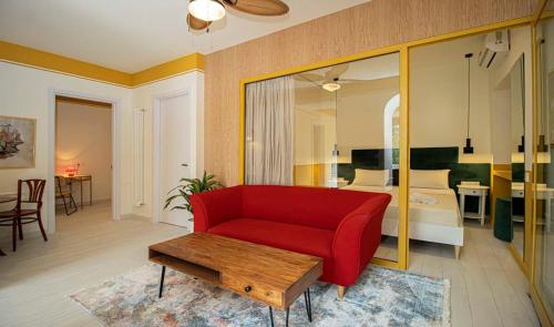 Masterfully Designed Apartment By Wehost