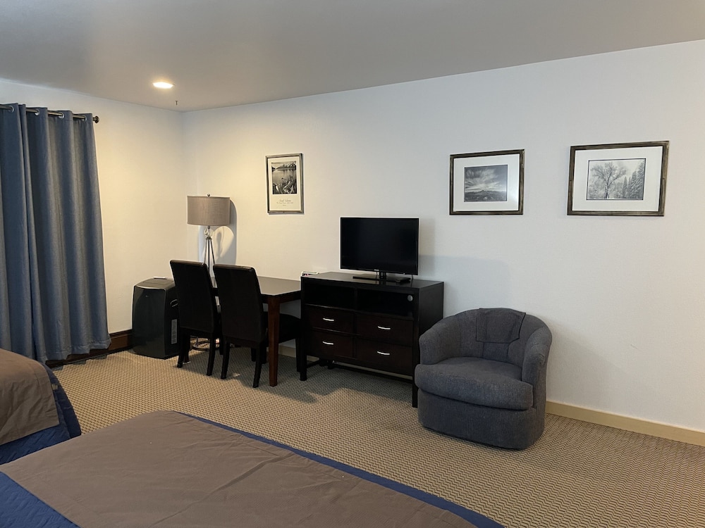 Valley Hi Motel Near Winter Park Visitor Center - photo 16
